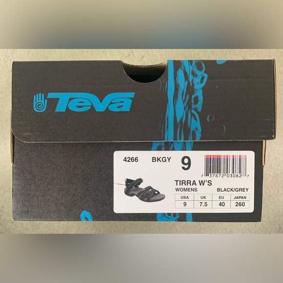Teva Tirra water sandals, black/gray, size 9. Good used condition, original box. - Picture 4 of 4